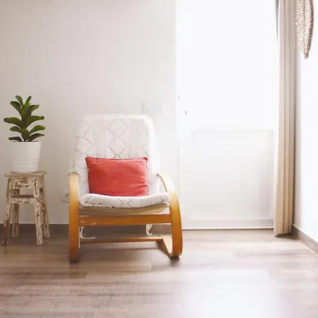 Vale - Surf & Yoga Homestay Charneca (Setubal)