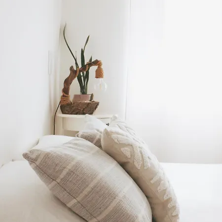 Vale - Surf & Yoga Homestay Charneca (Setubal)