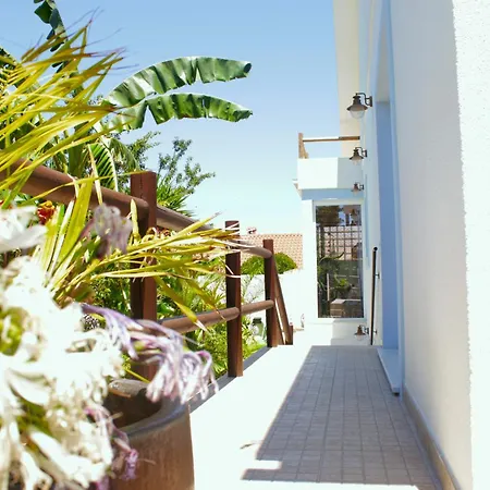 Vale - Surf & Yoga Homestay Charneca (Setubal)