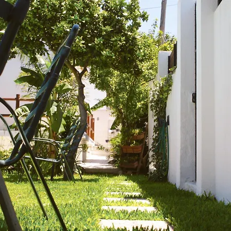Homestay Vale - Surf & Yoga Charneca (Setubal)