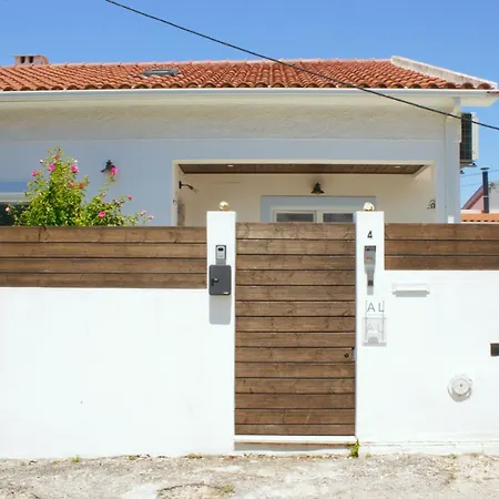 Vale - Surf & Yoga Charneca (Setubal)
